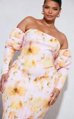 Plus Pink Blurred Floral Plisse Puff Sleeve Midi Dress -VelvetMuse Store 02311018a616d9a5f66d059c3d9c50a7f506732a cnd9044 4