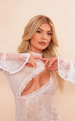 Nude Sheer Lace Cut Out Flared Sleeve Bodycon Dress -VelvetMuse Store 20e9be7155a486676f1ef916b69727837669feab cnc7675 4