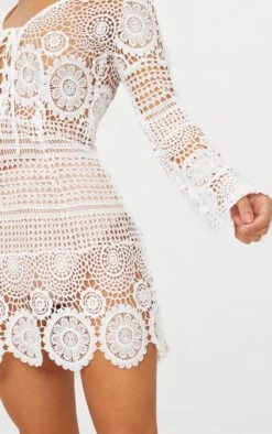 White Tie Front Flare Sleeve Crochet Lace Bodycon Dress -VelvetMuse Store 290d0104fddb203050e021be753d8ad8af007cf2 CLQ7650 6