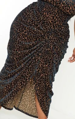 Plus Chocolate Leopard Velvet Ruched Side Midi Skirt -VelvetMuse Store 30dd23b1071543d36a0c30ec2beed86f6c5a8e23 cmu5864 4